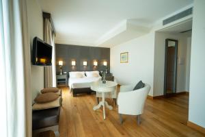 TV a/nebo společenská místnost v ubytování Villa Giorgia Albergo in Collina