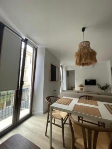 TV a/nebo společenská místnost v ubytování Carmela Apartment.