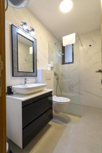 Et badeværelse på Apartman Zlatibor Renome