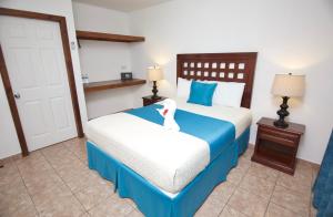 Katil atau katil-katil dalam bilik di Hotel Playa Caribe