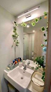 Ένα μπάνιο στο An Chúc H Homestay 1 Ngủ