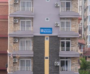 Bangunan di mana terletaknya hotel