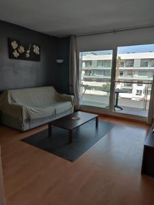 Fotografie z fotogalerie ubytování Appartement Proche Commerces avec Grande terrasse et Piscine v destinaci Roses