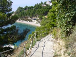 Gambar di galeri bagi Deluxe Seaview Villa KENNEDY III di Mimice