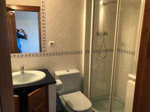 Koupelna v ubytování Apartamento en La Isla Colunga