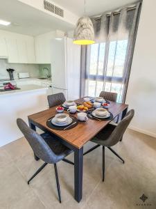 Kuchyň nebo kuchyňský kout v ubytování AVANOA - Arenal Suites Calpe