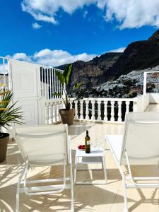 Fotografie z fotogalerie ubytování Luxury penthouse with breathtaking views and huge private terraces v destinaci Puerto de Santiago