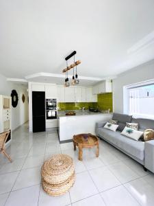 Fotografie z fotogalerie ubytování Luxury penthouse with breathtaking views and huge private terraces v destinaci Puerto de Santiago + 32 fotografií
