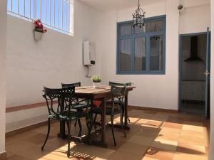 Fotografia z galérie ubytovania Bonito apartamento céntrico cerca de Sevilla v destinácii Alcalá de Guadaira