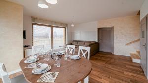 Posezení v ubytování Apartamenty Sun & Snow Kaniówka