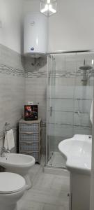 A bathroom at Mary Home - Casa Vacanza Taormina