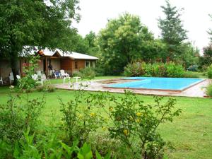 Het zwembad bij of vlak bij Hosteria Rural Piedra y Camino