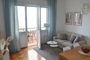 Posezení v ubytování Apartment Céleste - Directly on the Beach