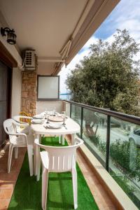 Balkón nebo terasa v ubytování Sea side home Valentina