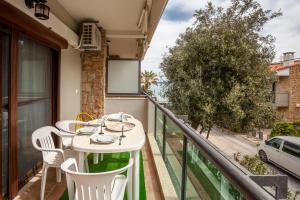 Balkón nebo terasa v ubytování Sea side home Valentina
