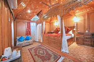 Katil atau katil-katil dalam bilik di Kolu Group Of Houseboats