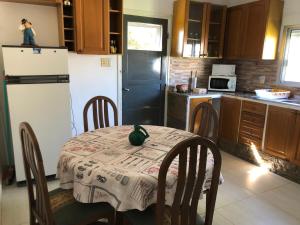 Кухня или кухненски бокс в Casa en el Real de san carlos