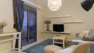 TV a/nebo společenská místnost v ubytování Apartment Lazarous 2