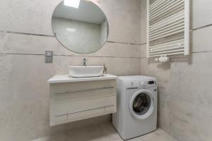 Zdjęcie z galerii obiektu Fredry 2 Apartament Liliowy w Kołobrzegu