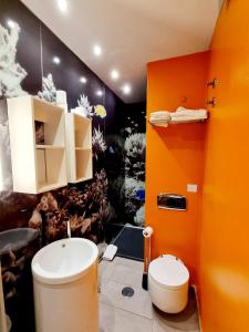 Et badeværelse på Apartamentos El Arrecife