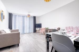 Χώρος καθιστικού στο Fairytale 2 Bedroom Apartment City Centre Free Parking