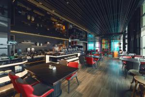 Zona de lounge sau bar la Atour S Hotel Lanzhou Convertion Exhibition Center