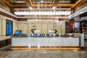 Členové personálu v ubytování Atour X Hotel Beijing Sanyuan Bridge