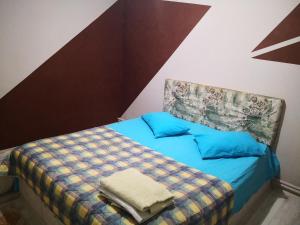 Postel nebo postele na pokoji v ubytování Çağlar apart