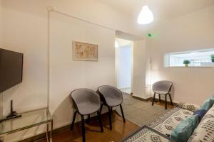 Zona d'estar a Charming apartment in the heart of Plaka