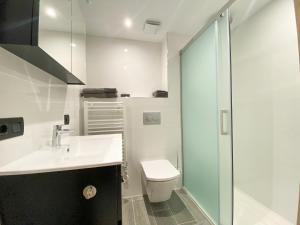 Koupelna v ubytování El Piso - Los Boliches Full Renovated Apartment