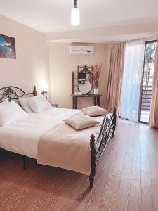 Cama o camas de una habitación en Keriya Hotel Shekvetili Kaprovani