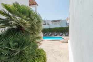 Bazén v ubytování Apartment ONA 1 ONE SUN with Pool, AC, BBQ, Wifi in Cala D'or nebo v jeho okolí