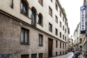 Gallery image of Brera Apartments in Nerino in Milan