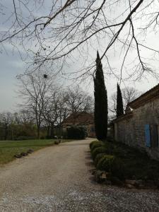 圣博泽伊Gite Les 3 Toitures Ecogite le Luquet Saint Beauzeil 82的相册照片