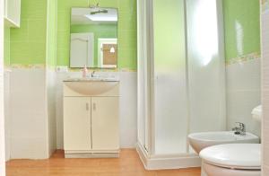 Koupelna v ubytování Apartamento Las Virtudes + 7 fotografií