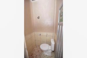 Lidez Residence Bitung的一间浴室