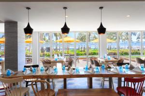 Restoran atau tempat lain untuk makan di Sealine Beach, a Murwab Resort