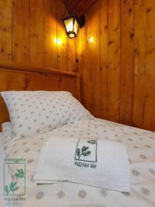 Postel nebo postele na pokoji v ubytování Planinska kuća Čudesni bor
