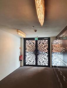 Postel nebo postele na pokoji v ubytování Ferienwohnung Stenna SELVA an Toplage