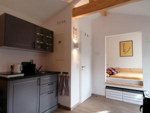 Kuchyň nebo kuchyňský kout v ubytování Tinyhouse am km8komma2