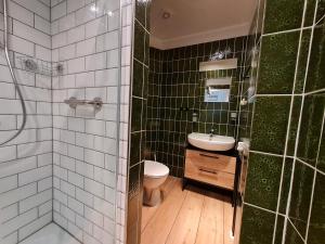 Bilik mandi di Saltwater Safari +9 gambar