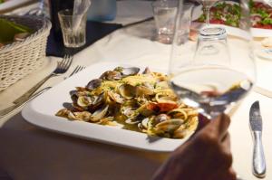 Eten bij of ergens in de buurt van het aparthotel

