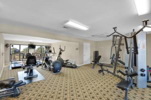 Fitness centrum a/nebo fitness zařízení v ubytování Mainsail 213