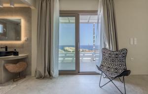 Gallery image of Ocean Pearl Luxurious Suite in Pachaina