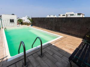 The swimming pool at or close to Boca Inn Hotel & Suites