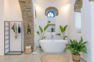 Kúpeľňa v ubytovaní Livadi house Tinos 2 katwi