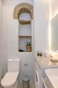 Kúpeľňa v ubytovaní Livadi house Tinos 2 katwi