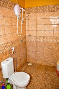 Ванна кімната в Almasi Place
