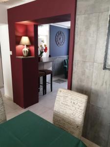 Postel nebo postele na pokoji v ubytování Filsdeger Ház - Central Rooms & Apartmans