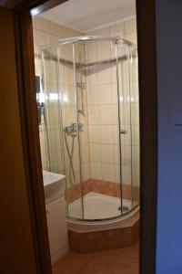 Kúpeľňa v ubytovaní Mazurskie apartamenty 2